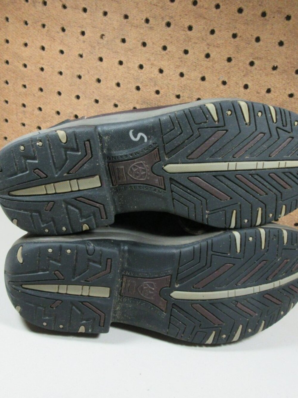 Ariat womens brown an black Terrain Endurance leather hiking boots 8 M - Picture 8 of 9